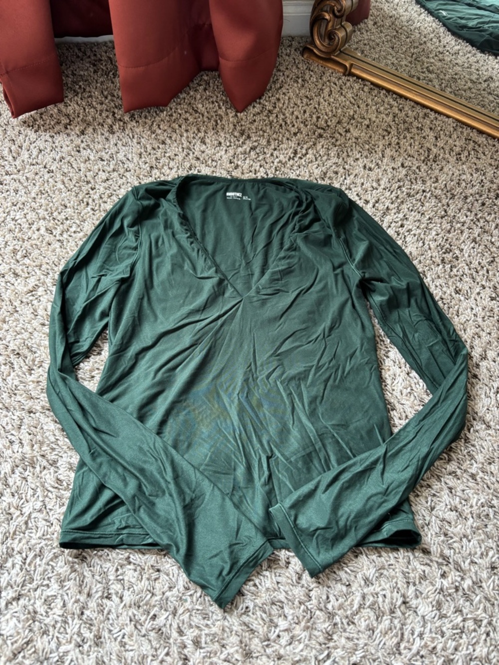 aerie Forest Green V-Neck Long Sleeve Tee